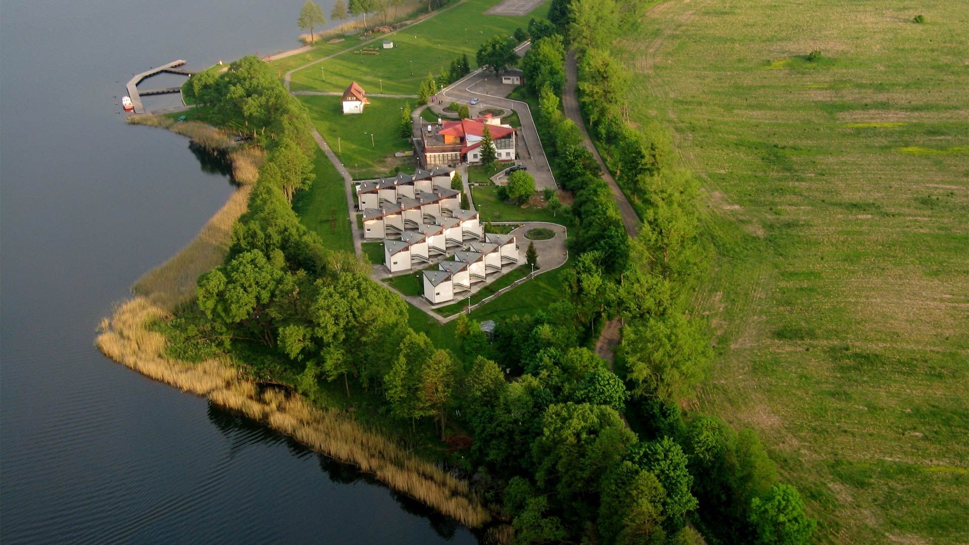 kempingas Mozūrijos ežeras Giżycko ilsisi Lenkijoje